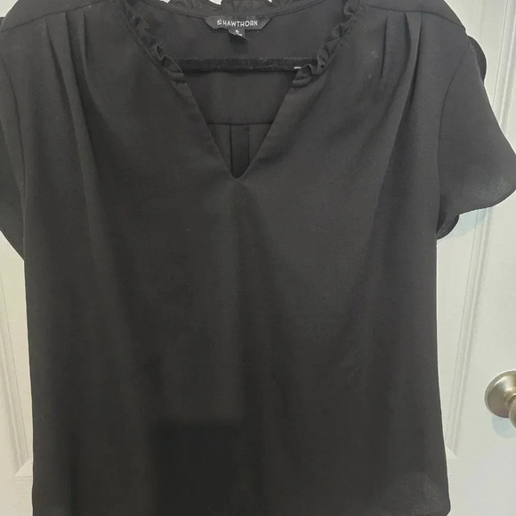 Stitch Fix — 41 HAWTHORN Tiffiny Tulip Sleeve Blouse XLP - Picture 10 of 10